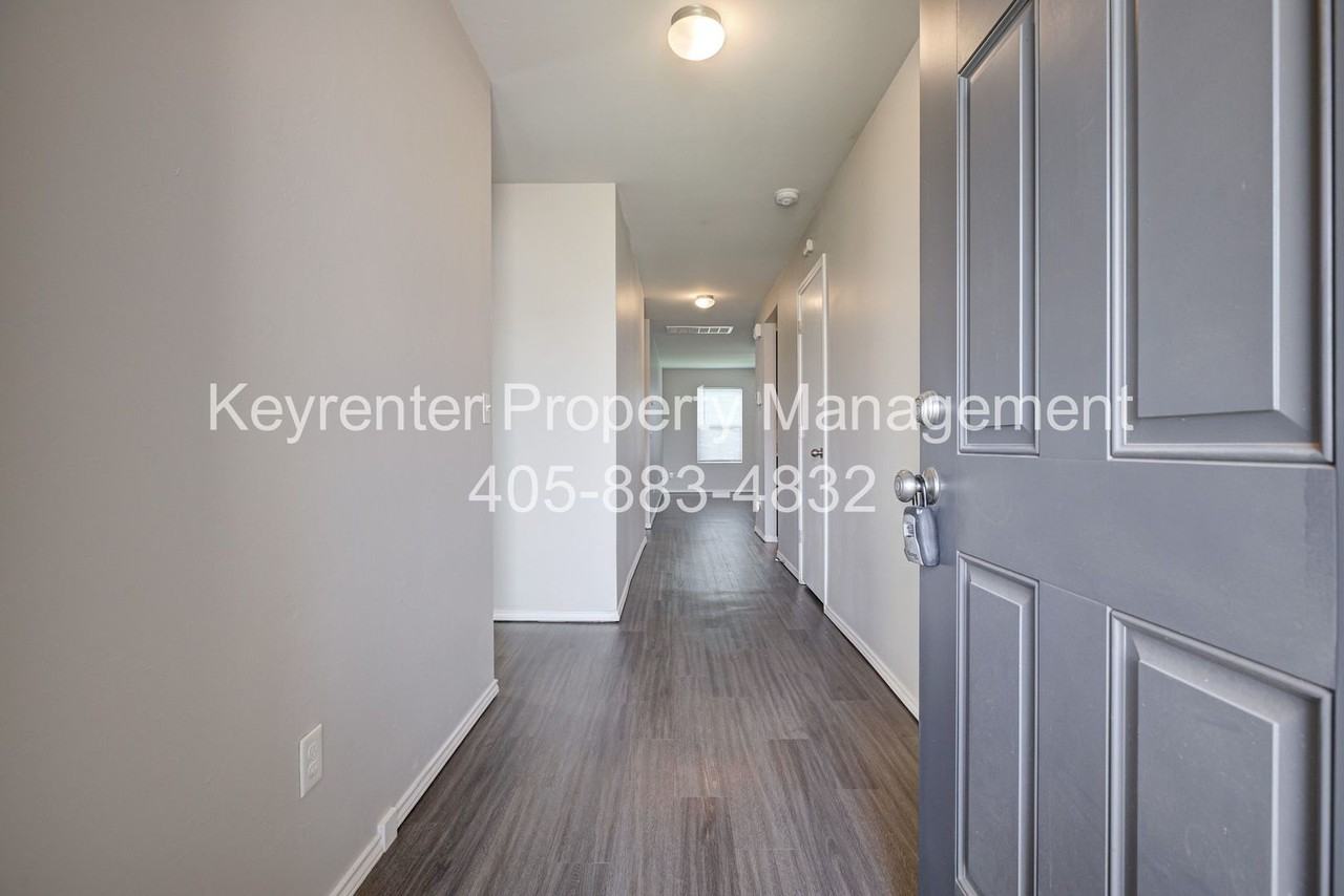 3516 Se 94th St - Photo 5 of 33