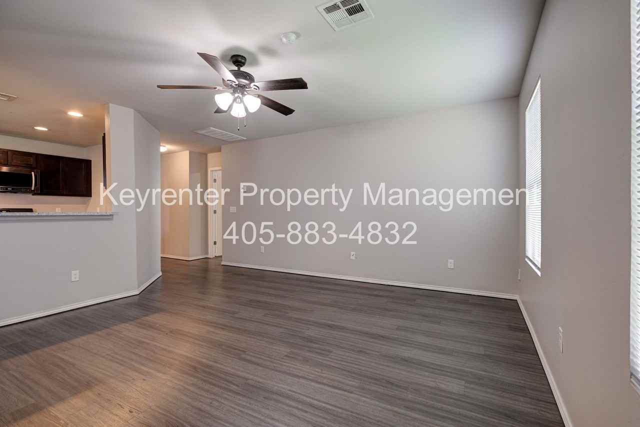 3516 Se 94th St - Photo 7 of 33
