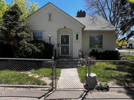 featured image of 1205 E Fremont St