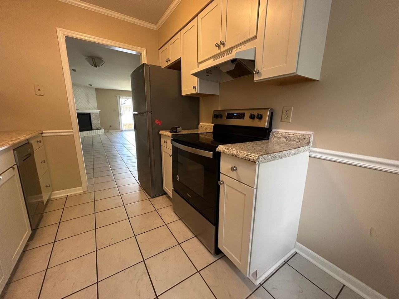 185 Forest View Dr - Photo 4 of 15