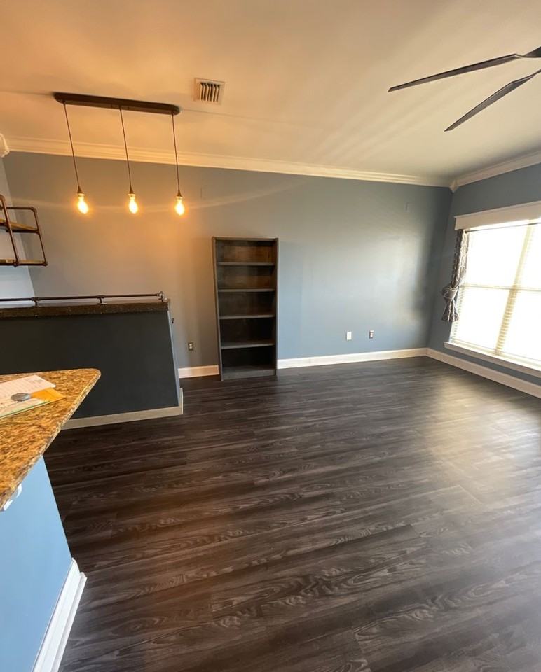 311 Mattie M Kelly Blvd - Photo 3 of 8