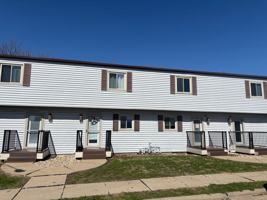 featured image of 15 E 22nd Pl