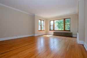 featured image of 414 S Kenilworth Ave