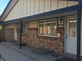 featured image of 802 Zenobia St
