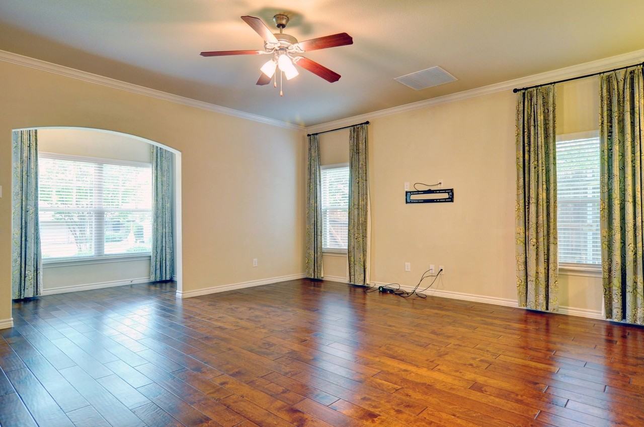 3409 Hamilton Ave - Photo 7 of 30