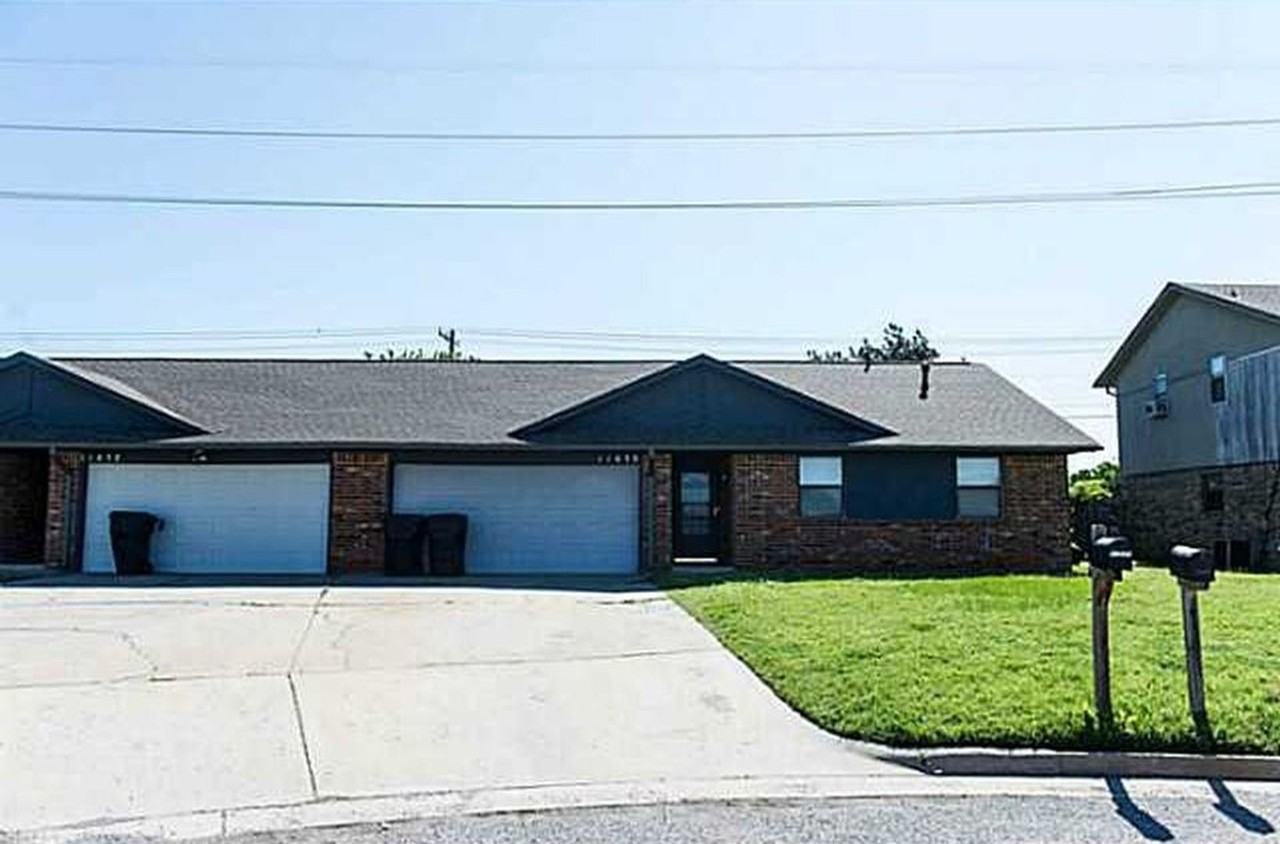 11630 Vail Dr - Photo 2 of 16