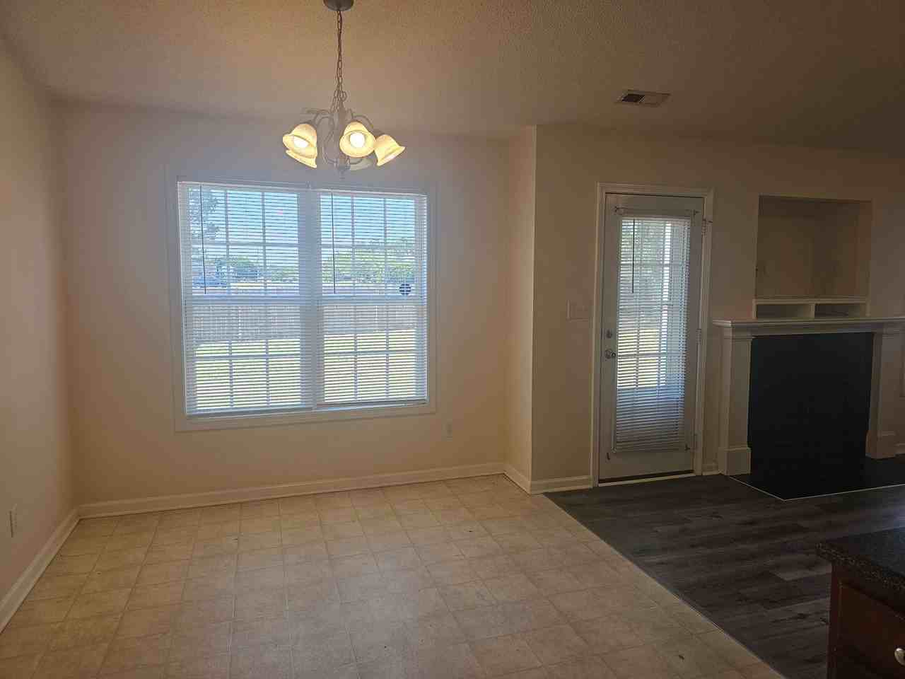 1469 Middlesbrough Dr - Photo 7 of 15