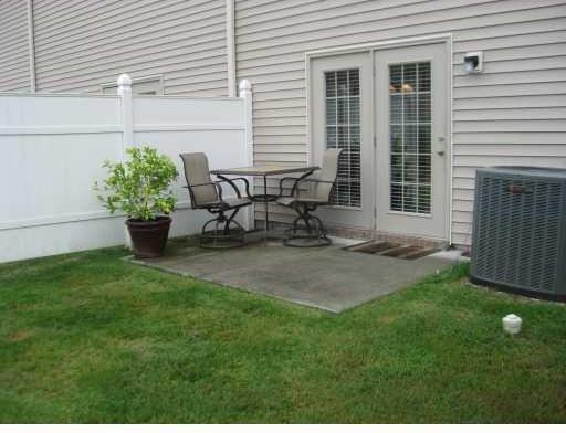 810 Canyon Oak Loop - Photo 2 of 3