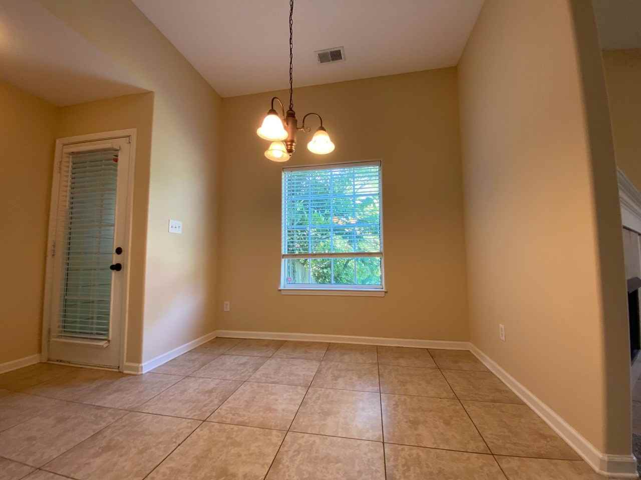 1475 Appling Walk Ln - Photo 6 of 23