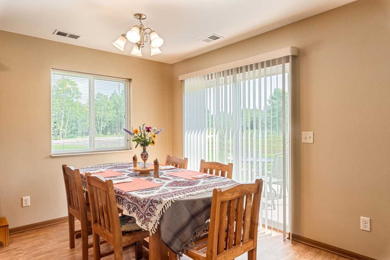 9006 Zimmerly Ave - Photo 4 of 6