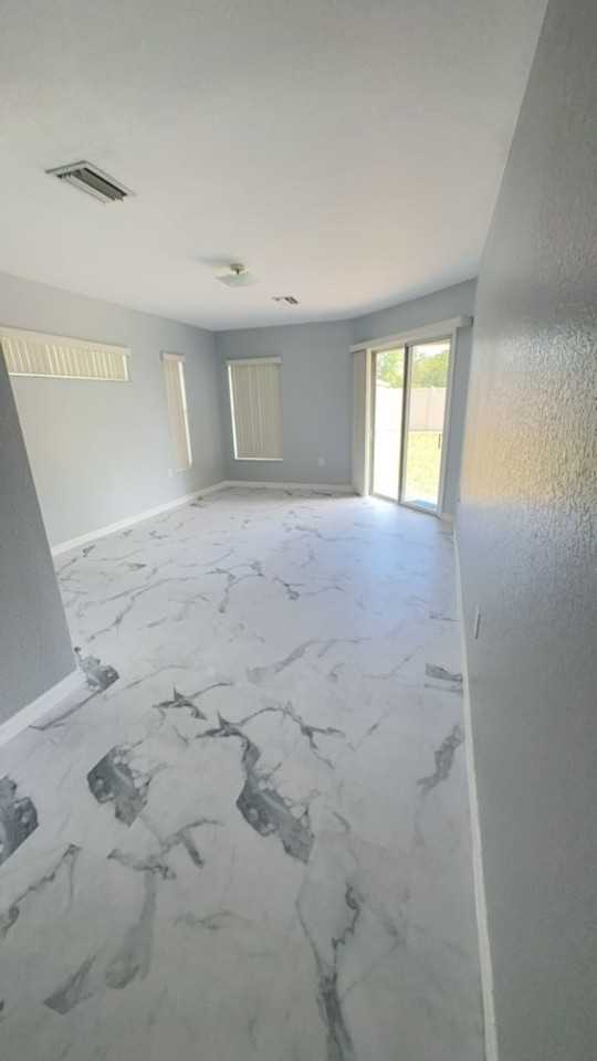 2240 Sw 156th Loop - Photo 4 of 5