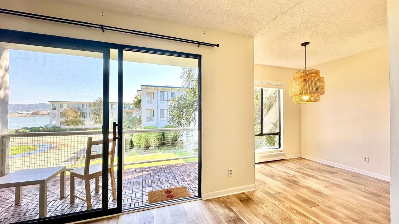 8 Admiral Dr #A227 - Photo 2 of 33