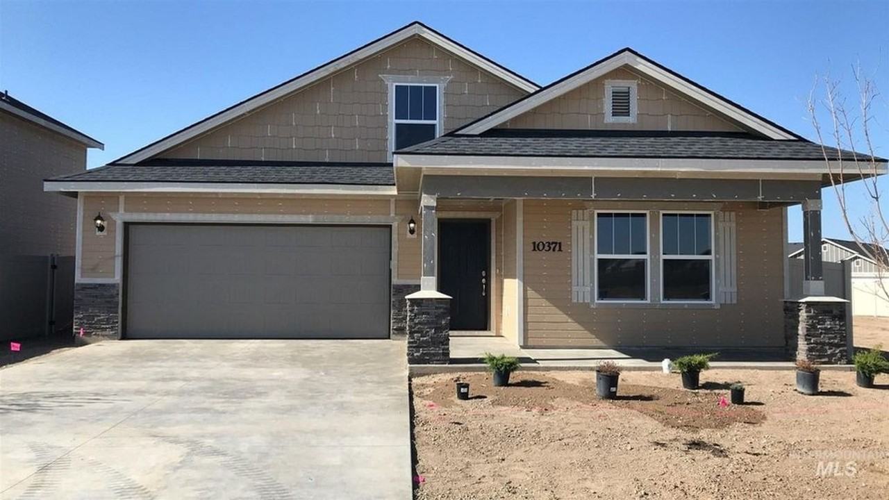 10371 Longtail Dr - Photo 2 of 46