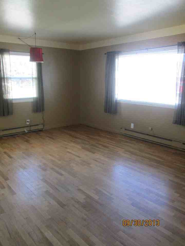 408 Ramona Ave - Photo 5 of 19