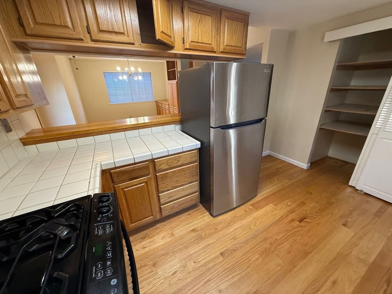 1587 Camden Oaks Ct - Photo 4 of 17