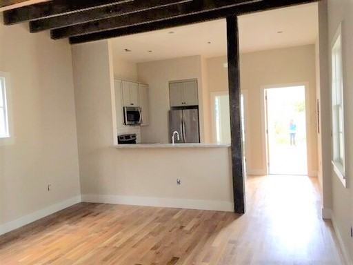 21 Humphrey Ct #A - Photo 3 of 19