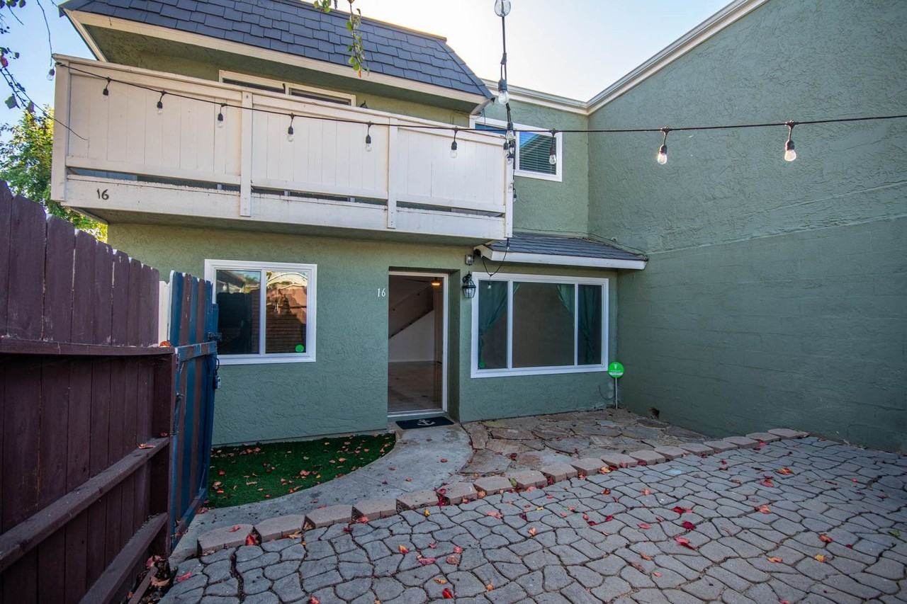 3700 Highland Dr #16 - Photo 2 of 26