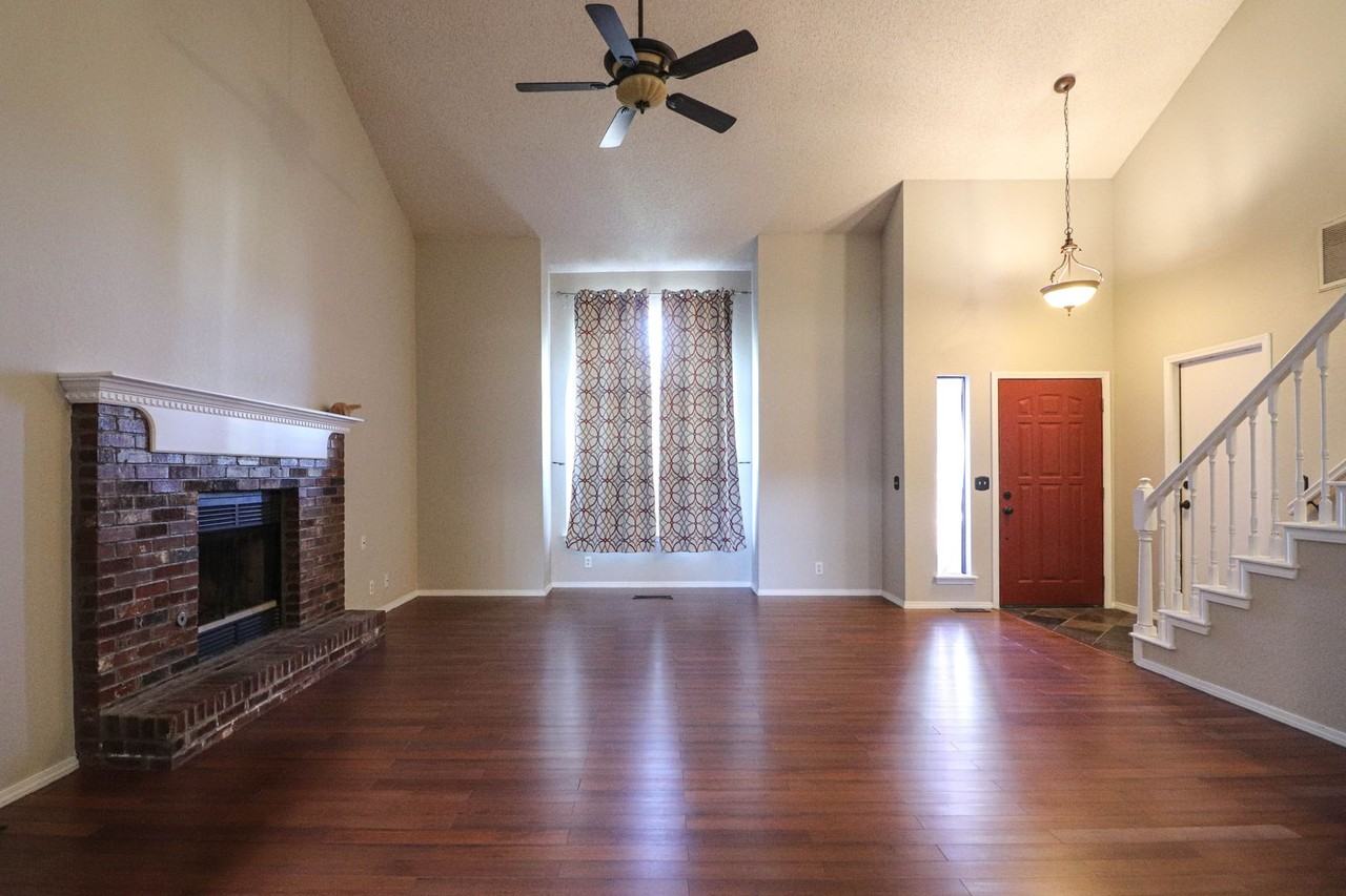 11323 S Ash St - Photo 6 of 33