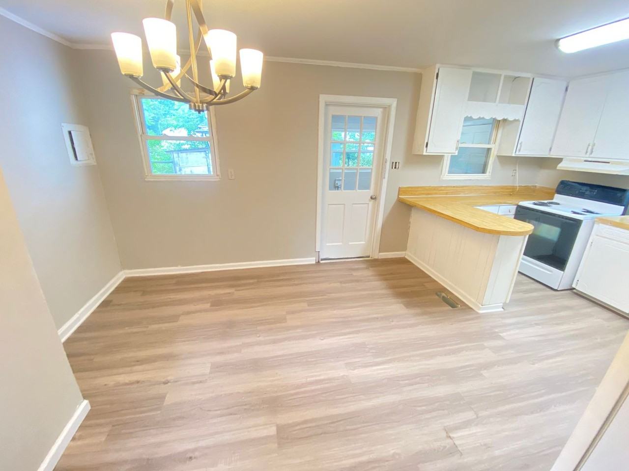 2508 Planer Ave - Photo 3 of 10