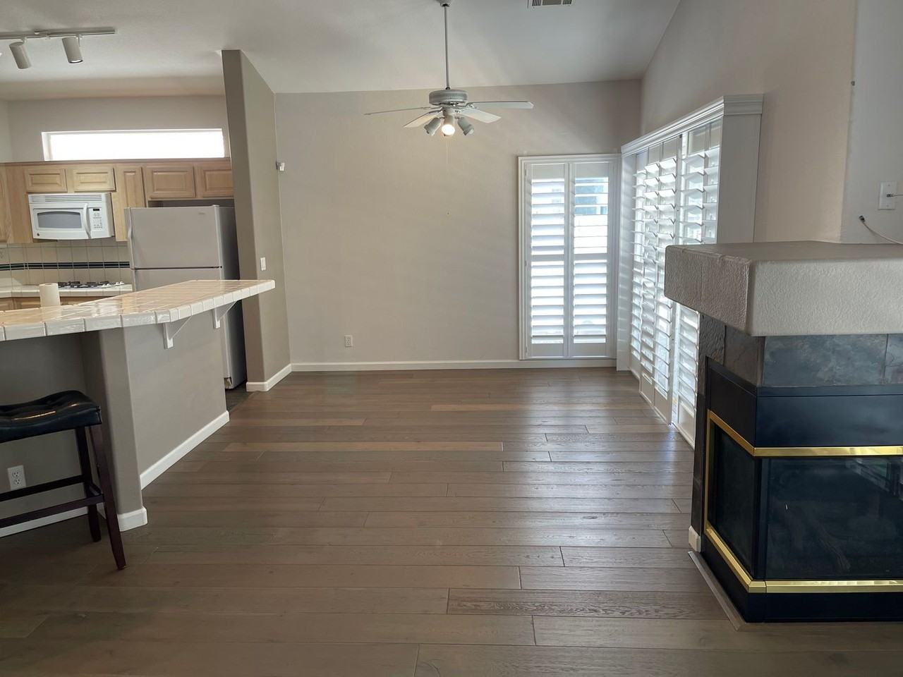 135 Wildhorn Ct - Photo 6 of 27