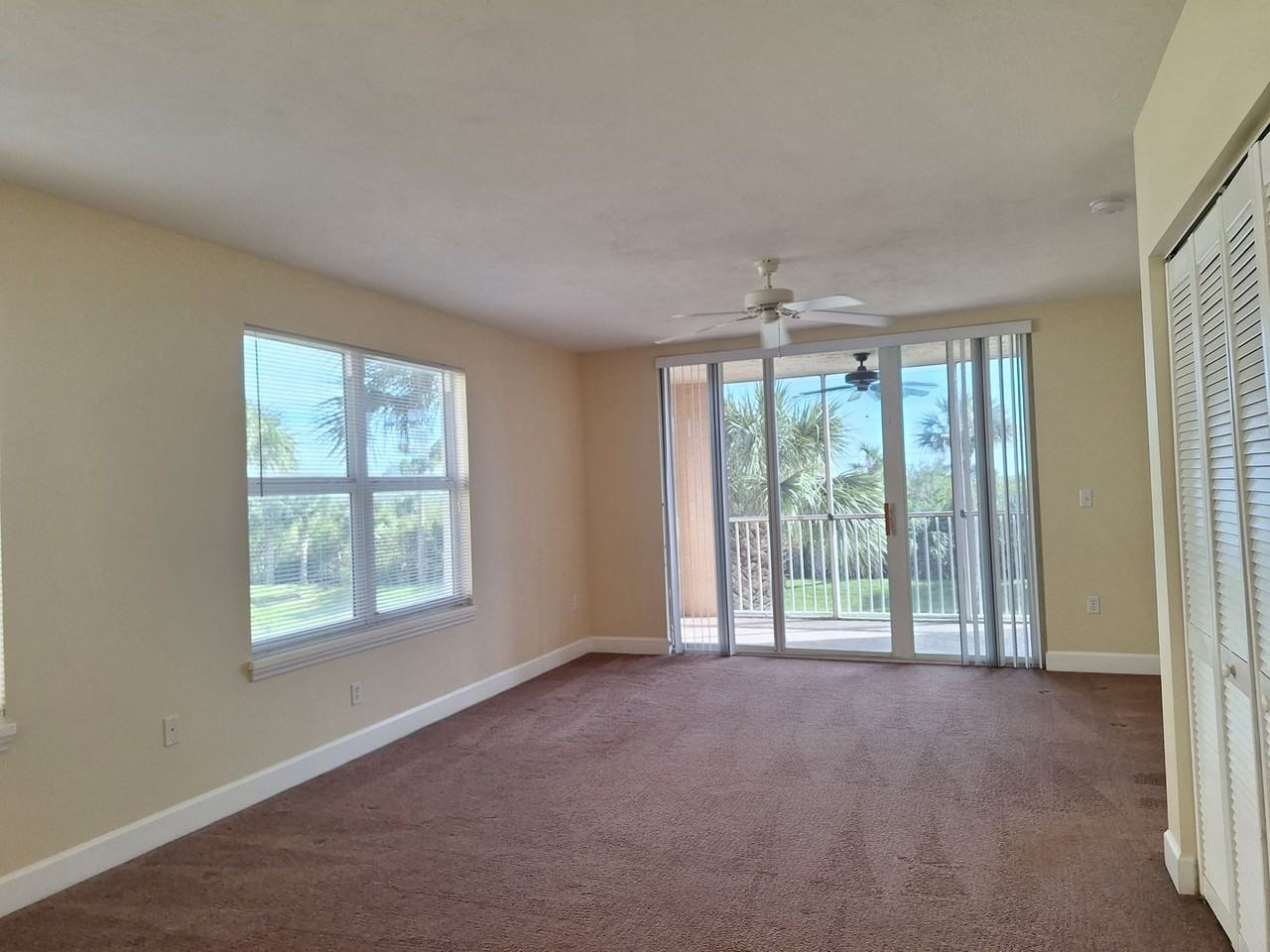 418 Bouchelle Dr #201 - Photo 3 of 24
