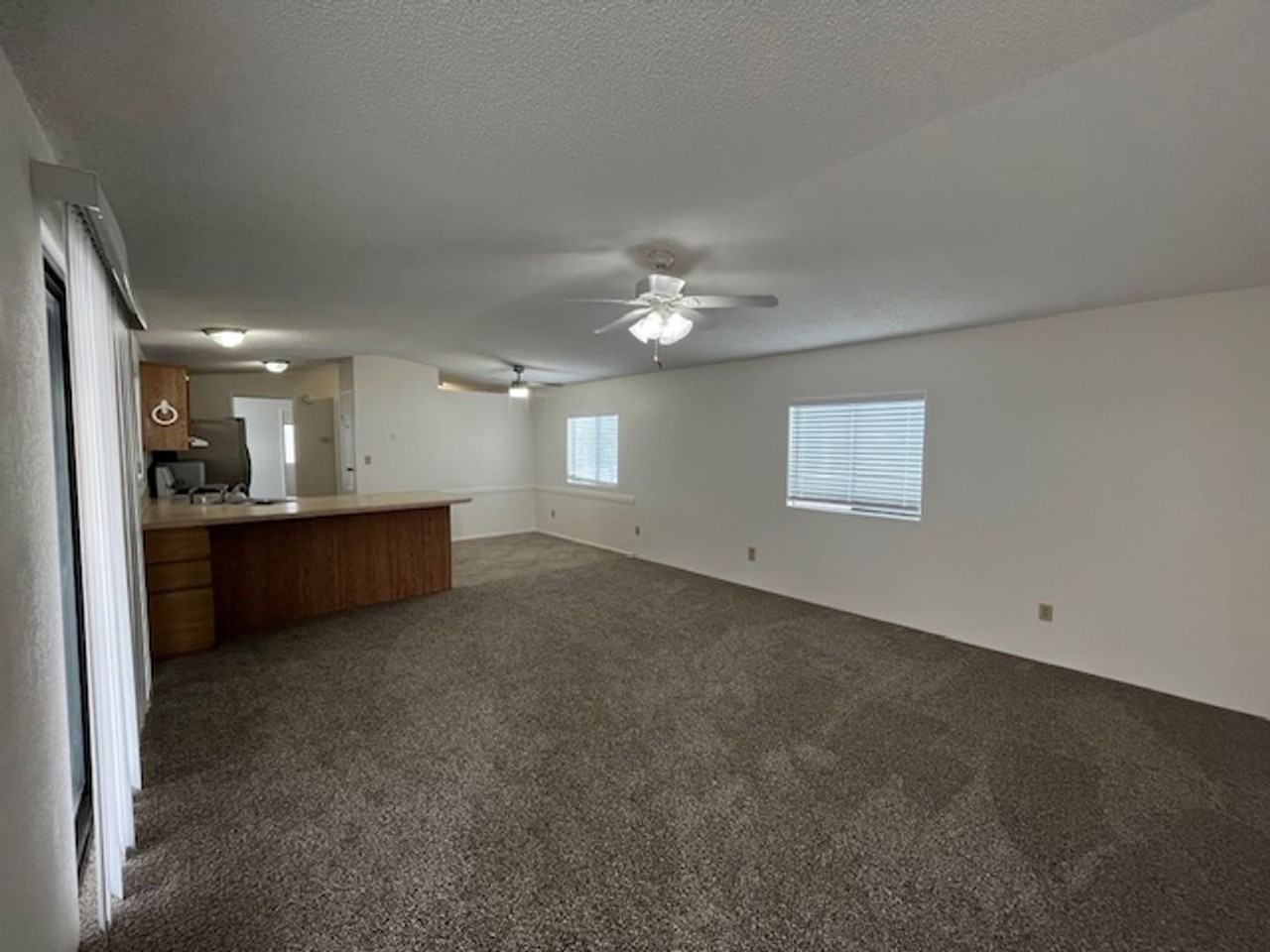 3136 Lake Dr - Photo 3 of 12