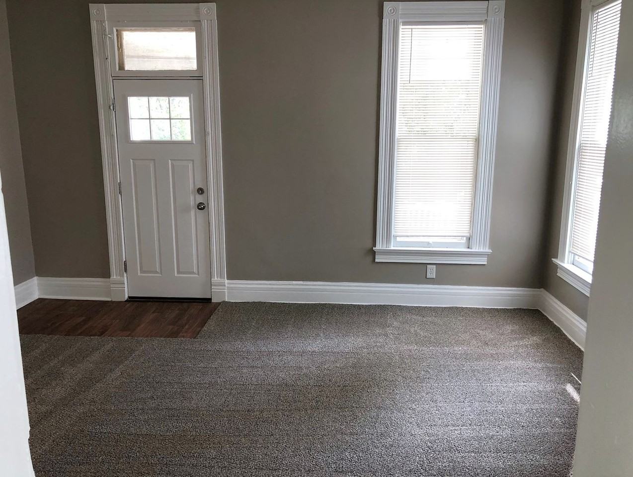 1208 10th Ave - Photo 2 of 12
