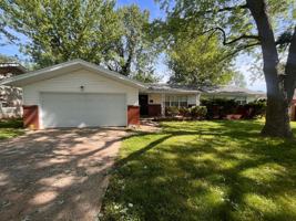 featured image of 1937 E Edgewood St