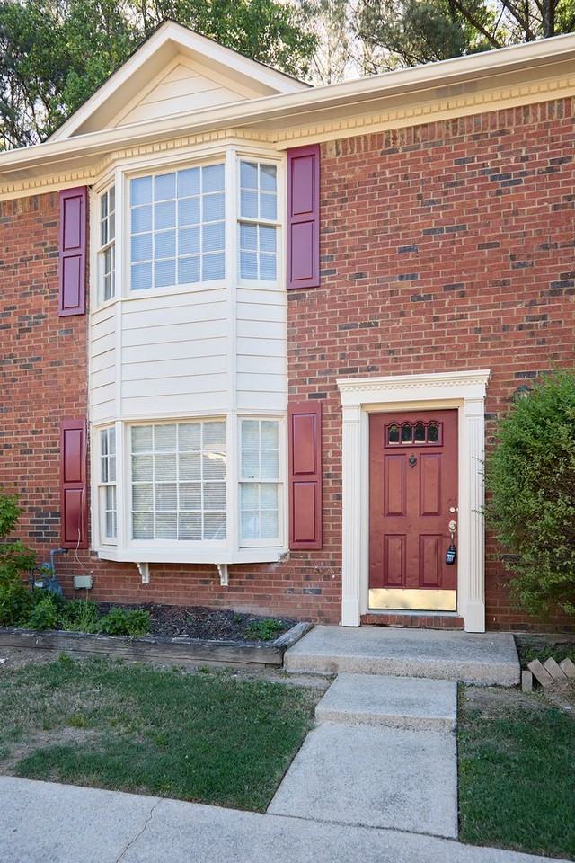 5646 Executive Way