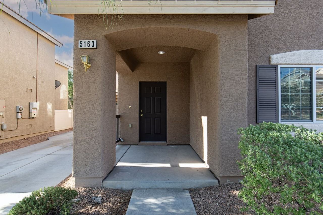 5163 Tunnel Falls Dr - Photo 4 of 43