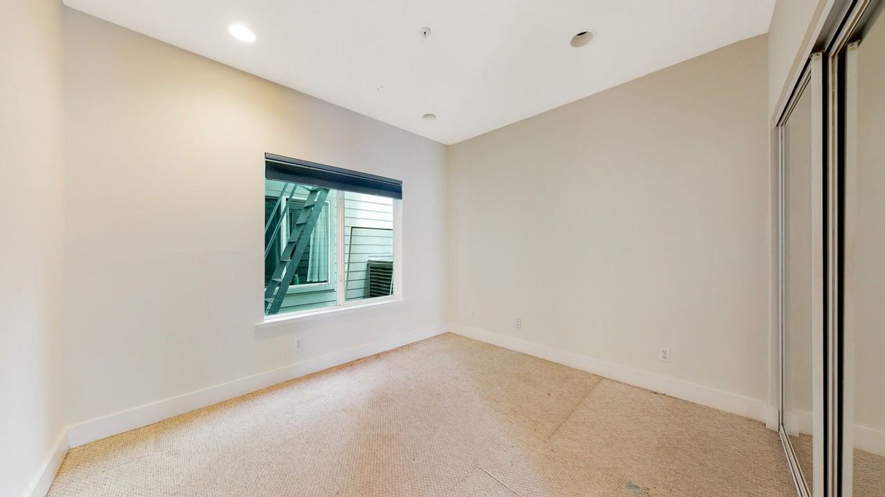 662 Capp St #01 - Photo 2 of 25