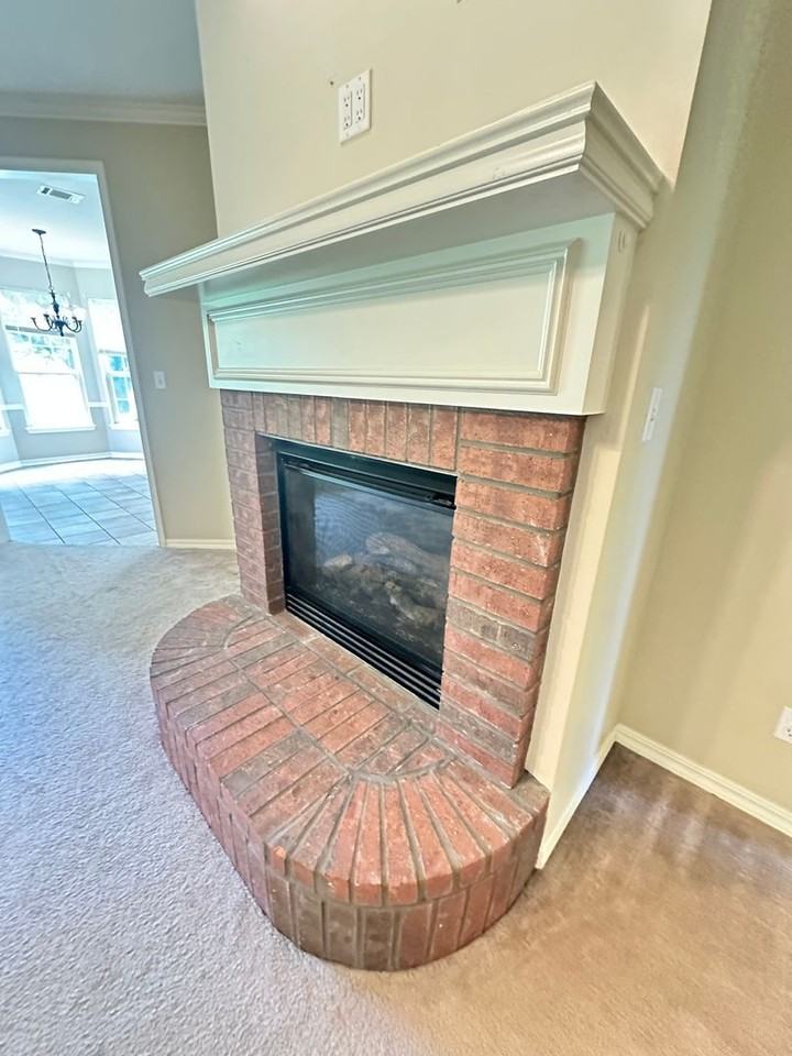 1656 Williamsburg Dr - Photo 6 of 18