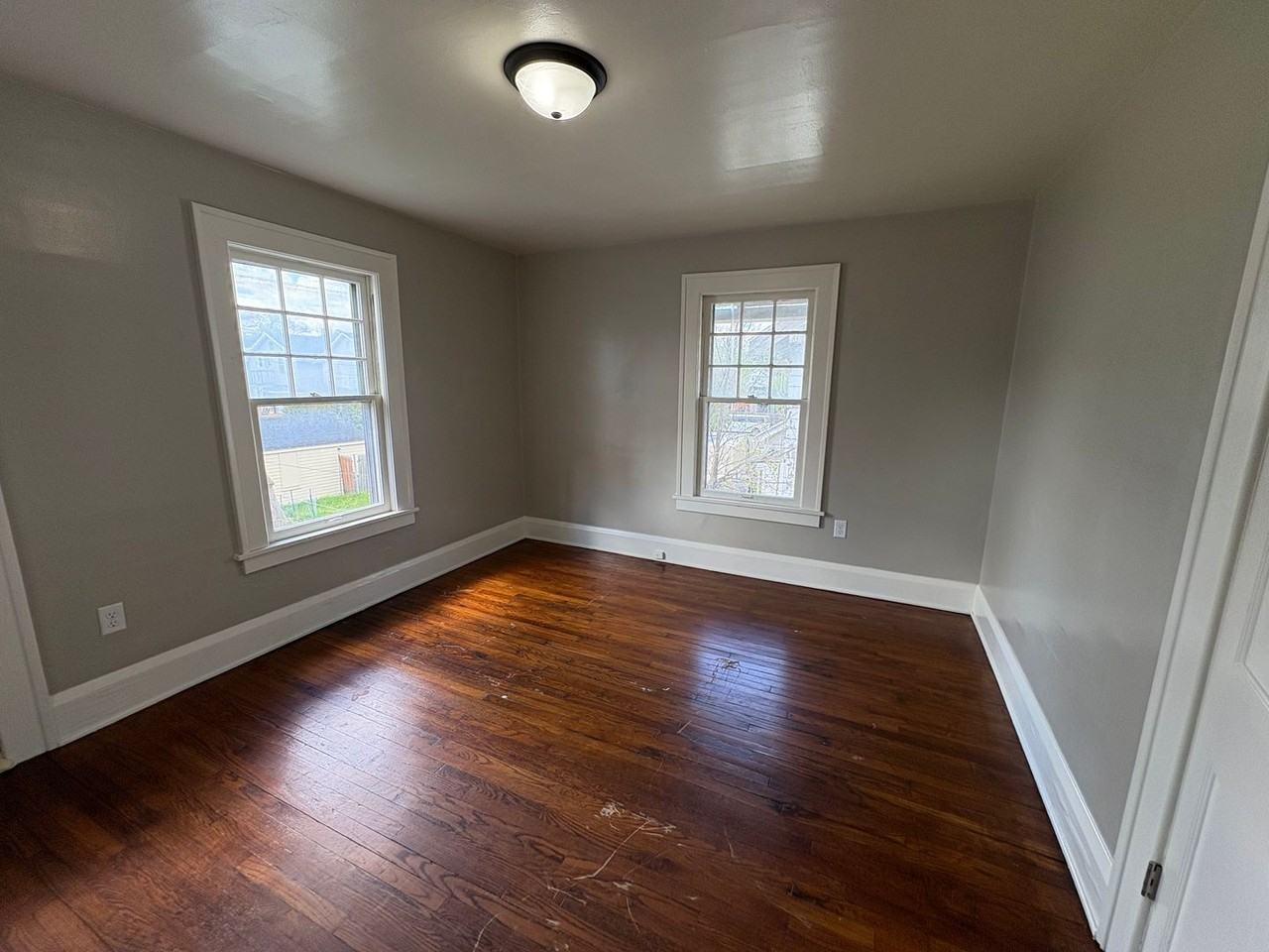 1477 W Sylvania Ave - Photo 6 of 14