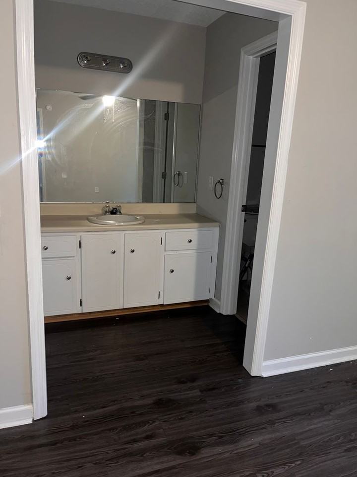 721 Kadi Ln - Photo 5 of 11