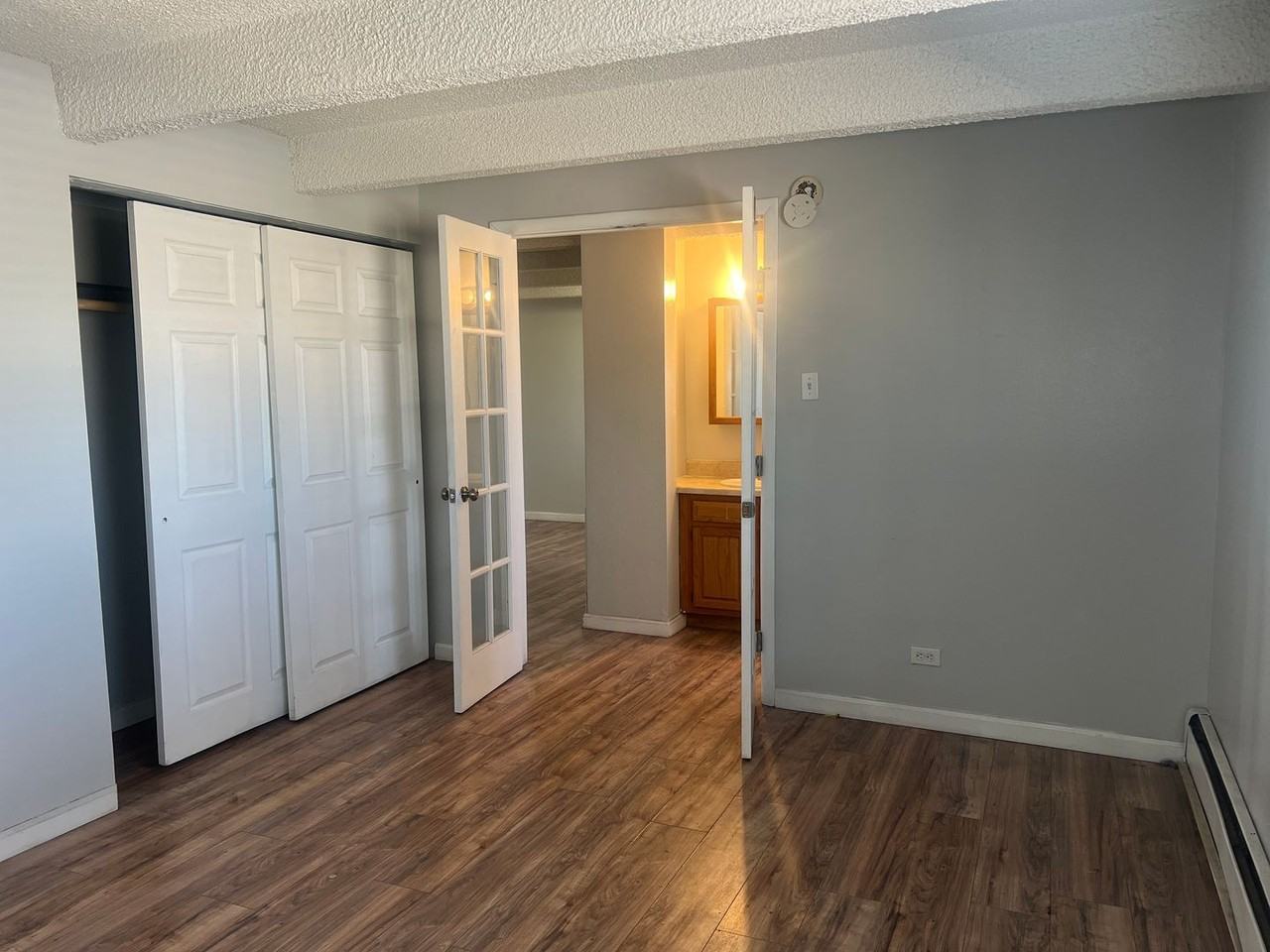 1180 Yosemite St #102 - Photo 3 of 11