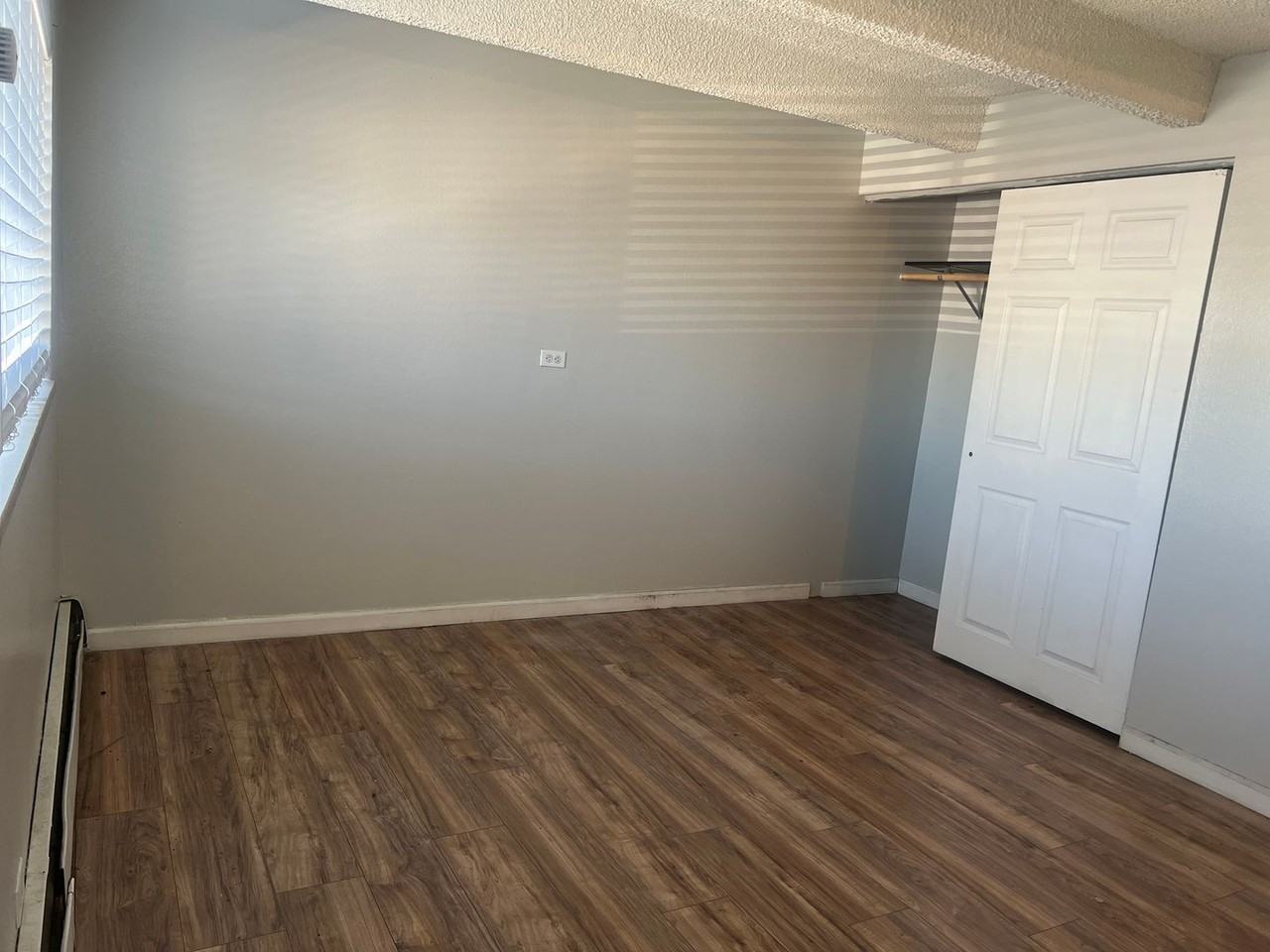 1180 Yosemite St #102 - Photo 4 of 11