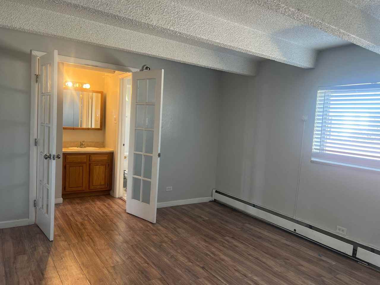 1180 Yosemite St #102 - Photo 5 of 11