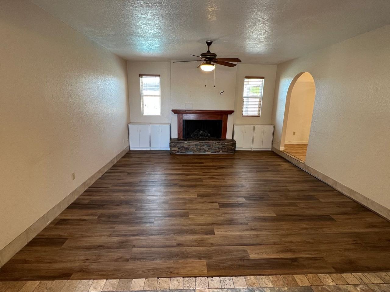 3236 Silversmith Dr - Photo 3 of 16