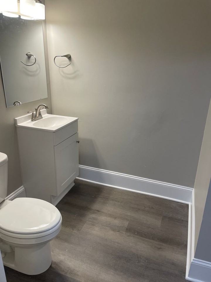 1612 N Jackson Ave - Photo 7 of 12