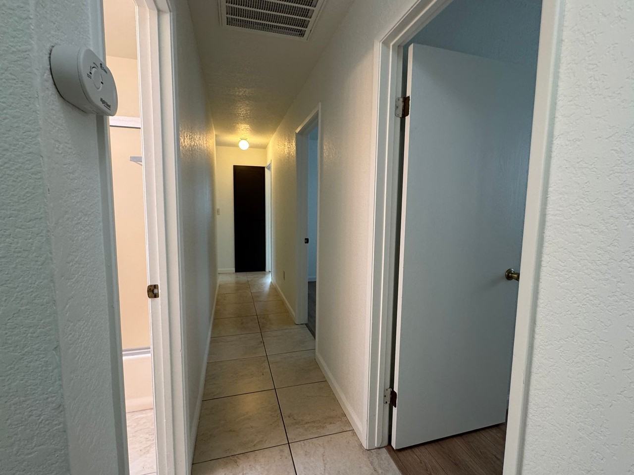 2047 Deauville Dr - Photo 7 of 30