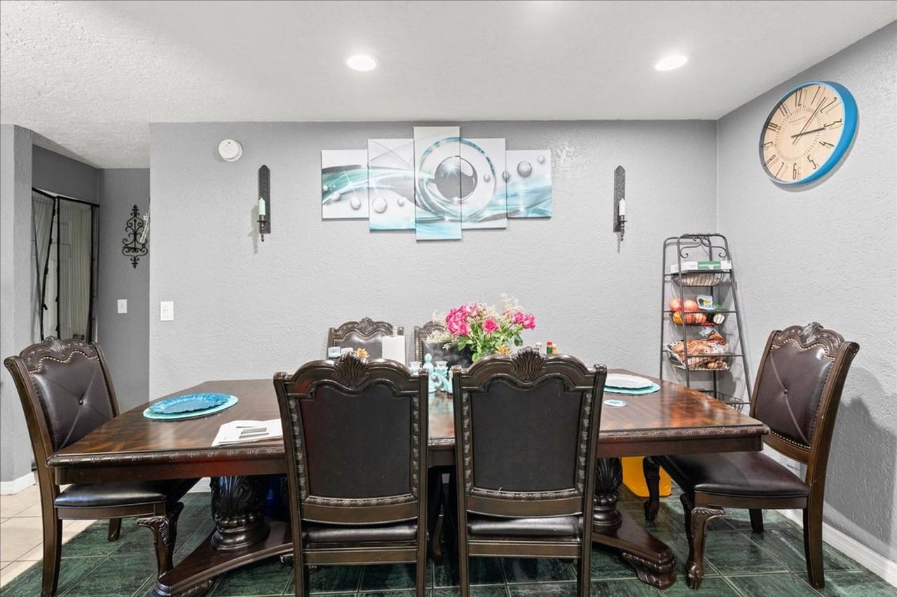 1235 Alcazar St #1 - Photo 5 of 18