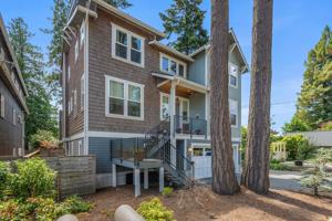 featured image of 1227 Ne 88th St