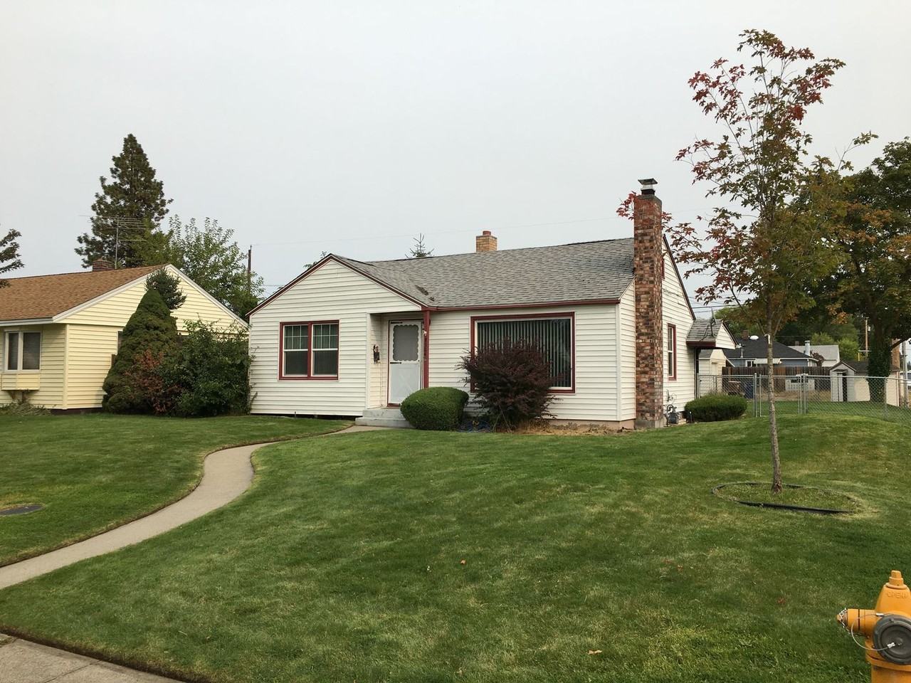 5304 N Elgin St - Photo 5 of 17