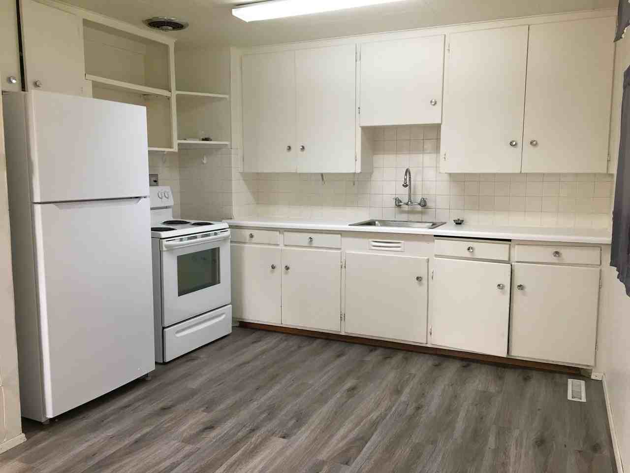 5304 N Elgin St - Photo 7 of 17