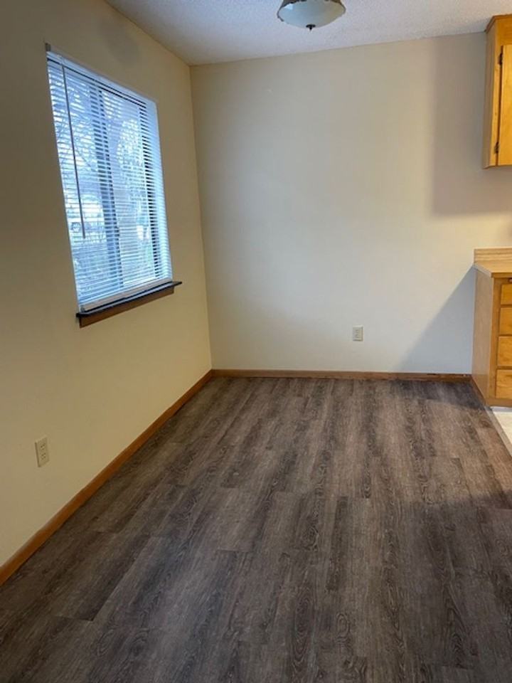 Coulee Columbia View Apartments - Photo 2 of 19