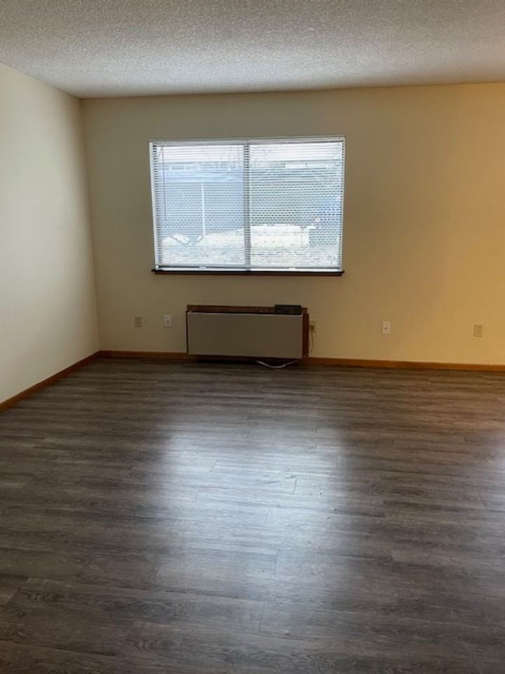 Coulee Columbia View Apartments - Photo 3 of 19