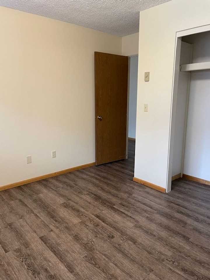 Coulee Columbia View Apartments - Photo 4 of 19
