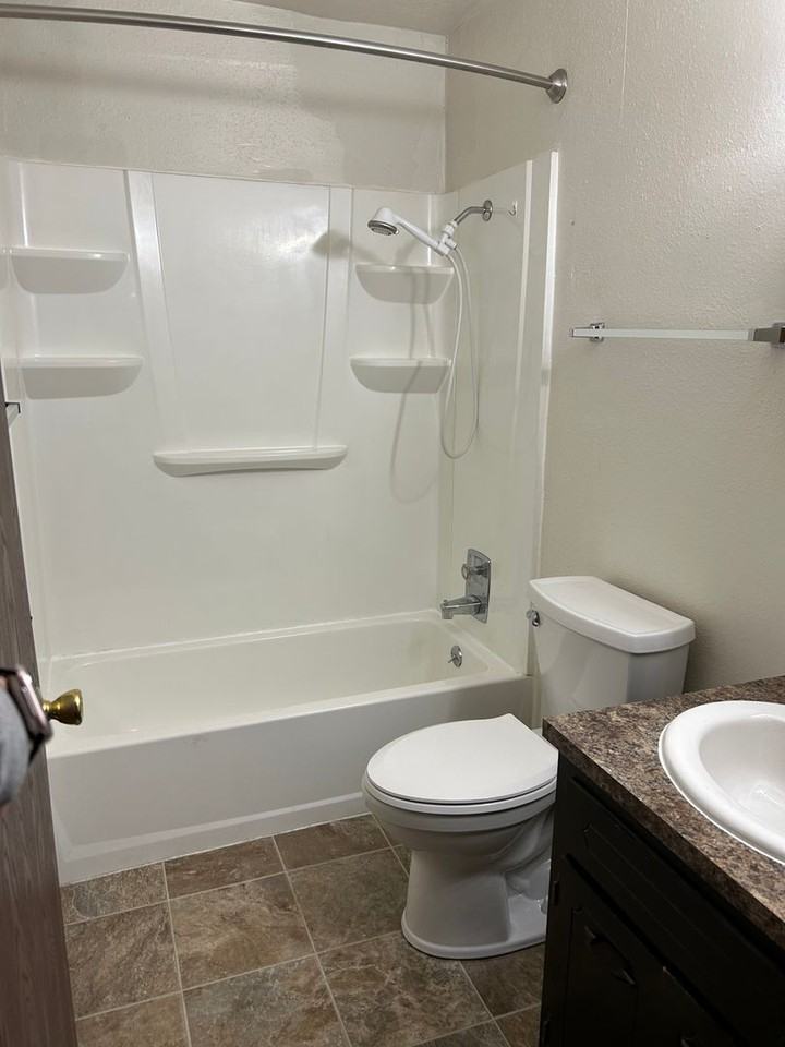 Coulee Columbia View Apartments - Photo 7 of 19