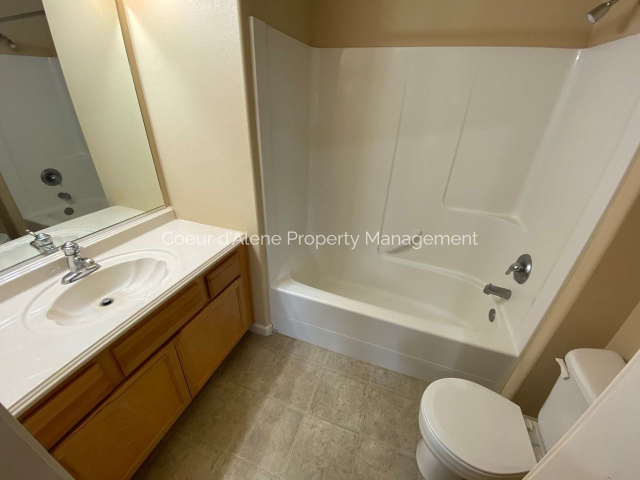 1101 N Forsythia Cir - Photo 5 of 9