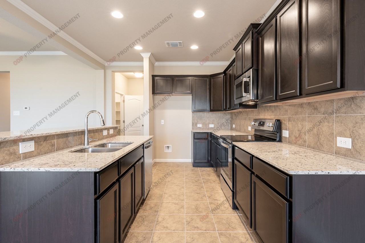 10206 Eaglefire Dr - Photo 5 of 26